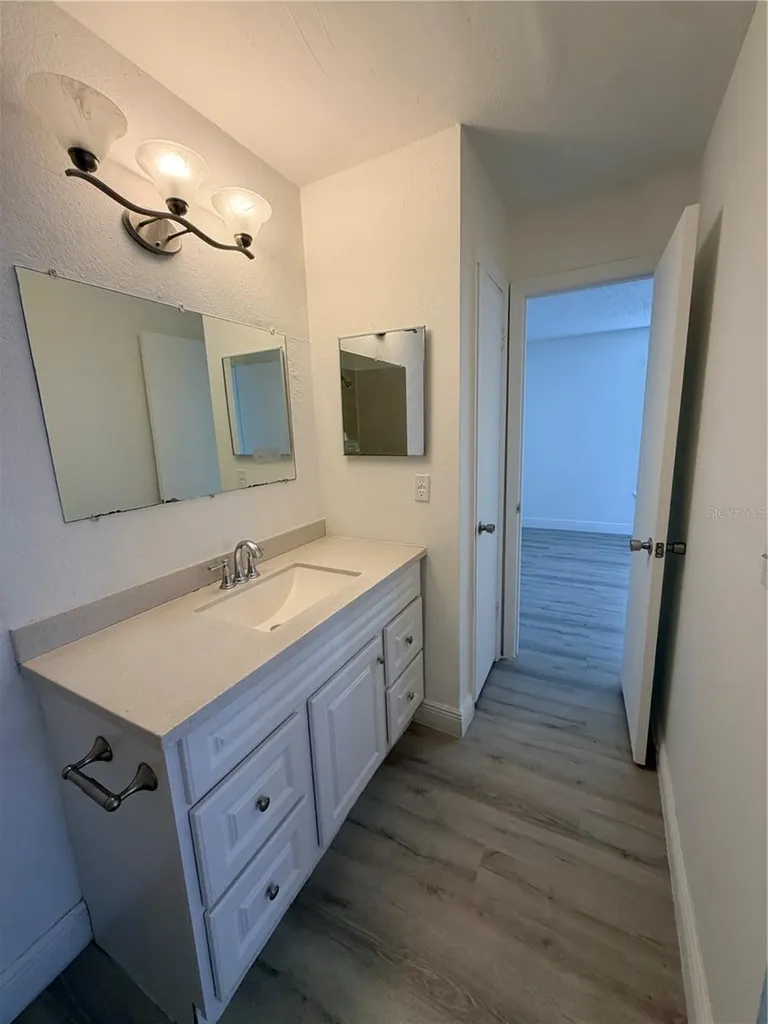 1069 S Hiawassee Road Orlando FL 32835