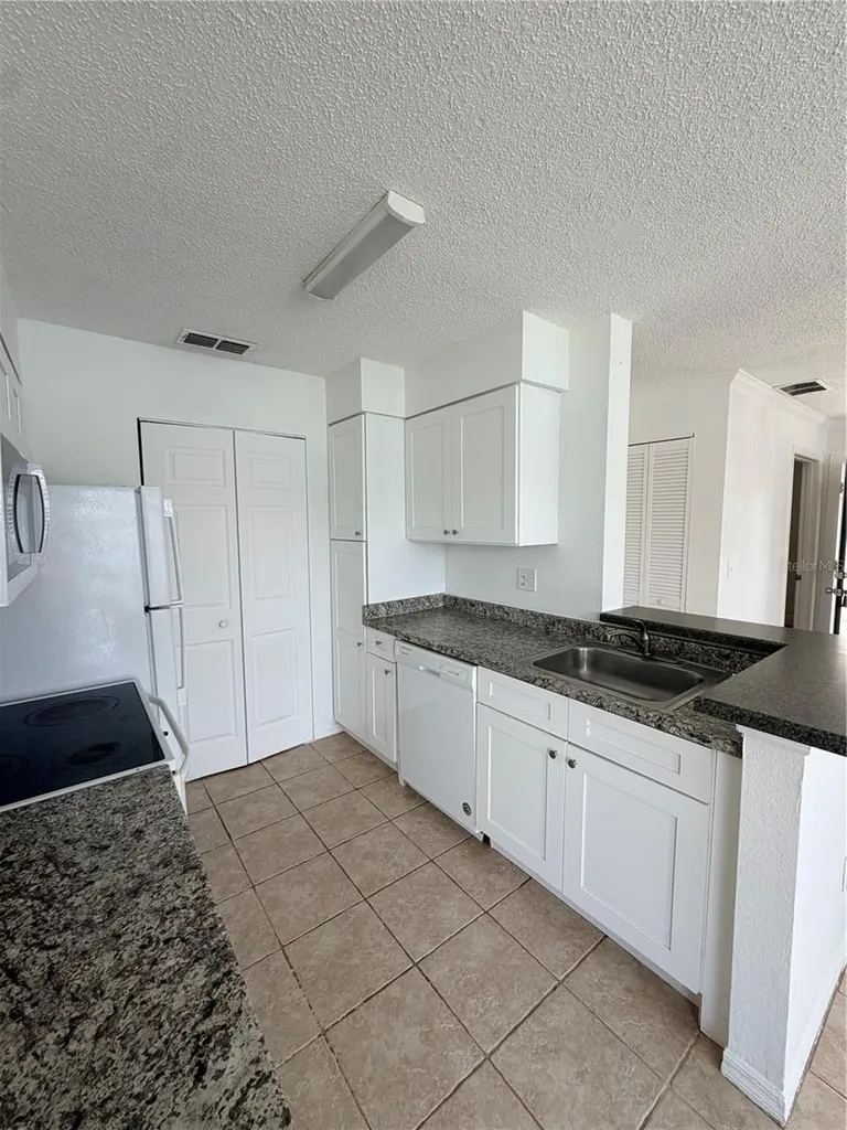1069 S Hiawassee Road Orlando FL 32835