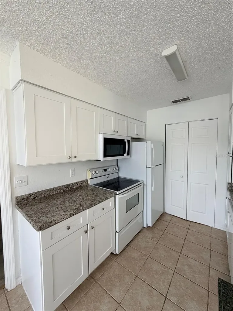 1069 S Hiawassee Road Orlando FL 32835