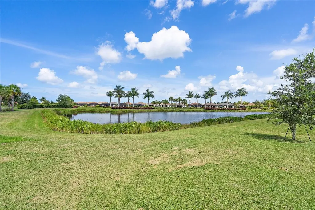 10141 Milky Way Circle Sarasota FL 34241