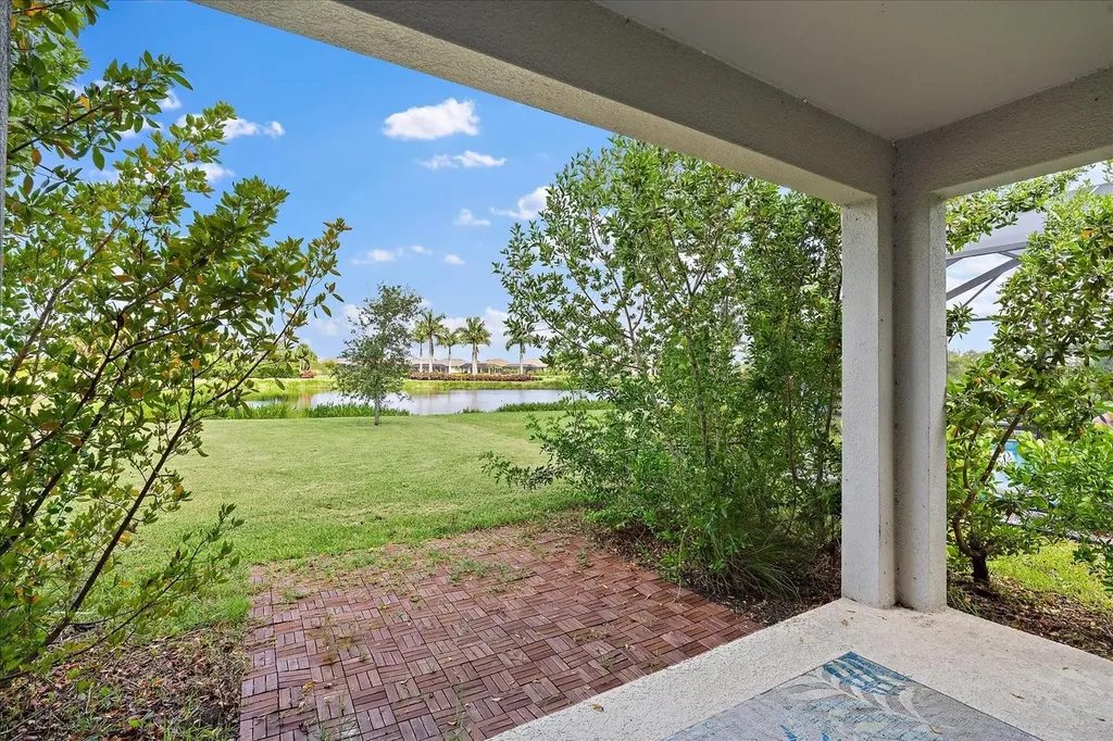 10141 Milky Way Circle Sarasota FL 34241