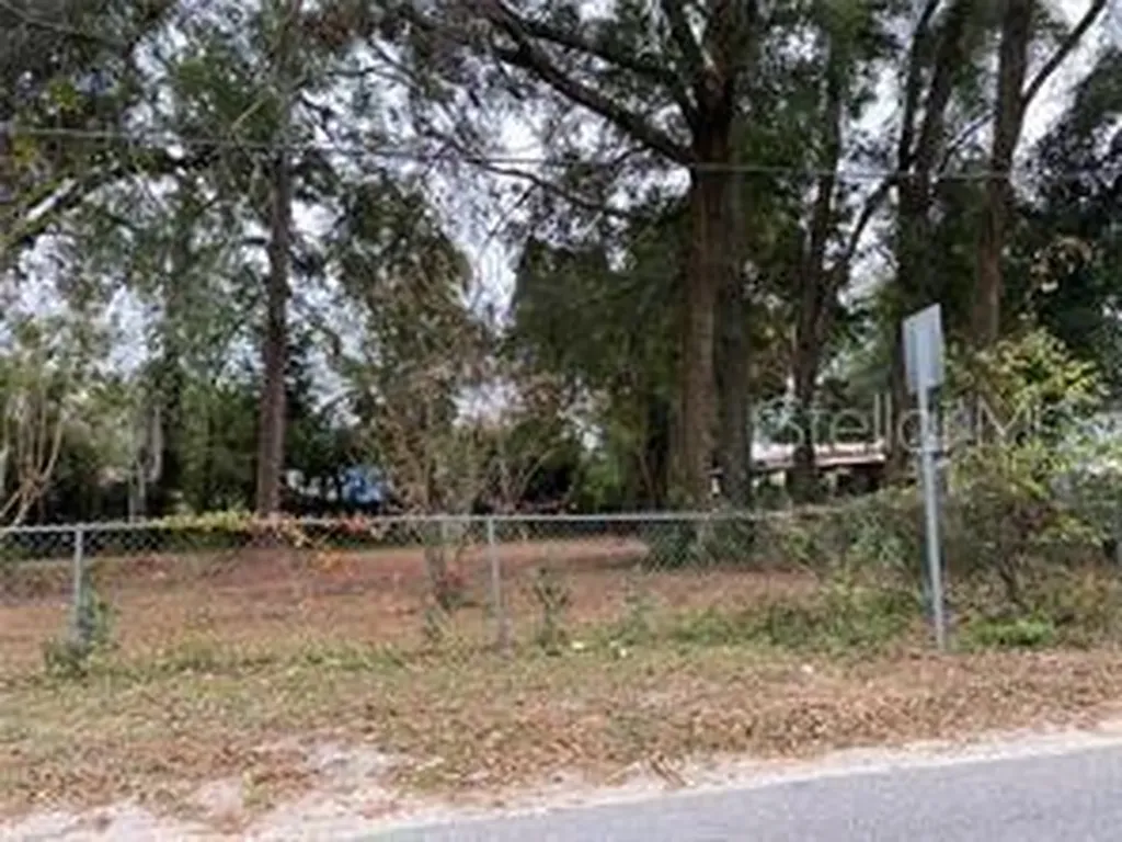 Lot 14 NW 15th Avenue Ocala FL 34475