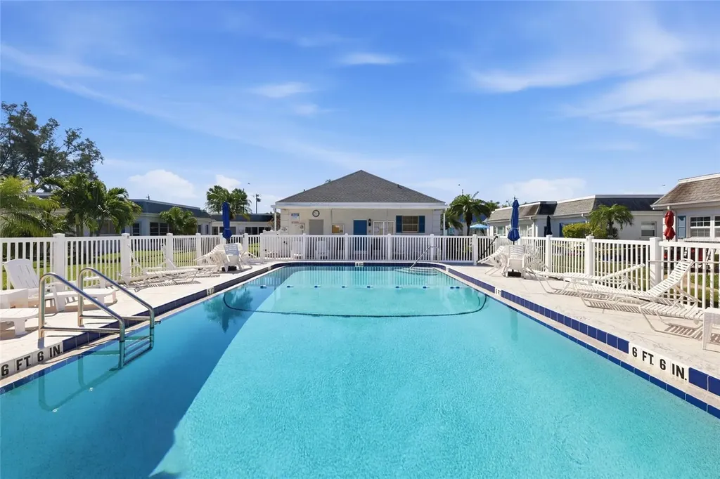 9917 Desoto Court Bradenton FL 34210