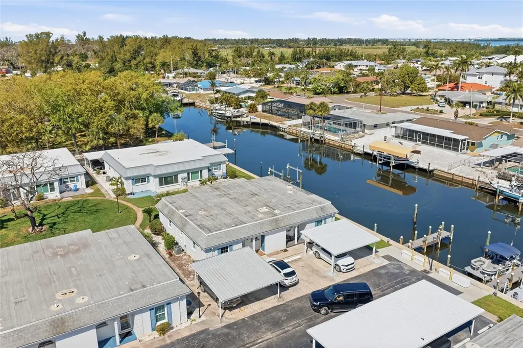 9917 Desoto Court Bradenton FL 34210