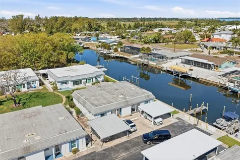 9917 Desoto Court Bradenton FL 34210