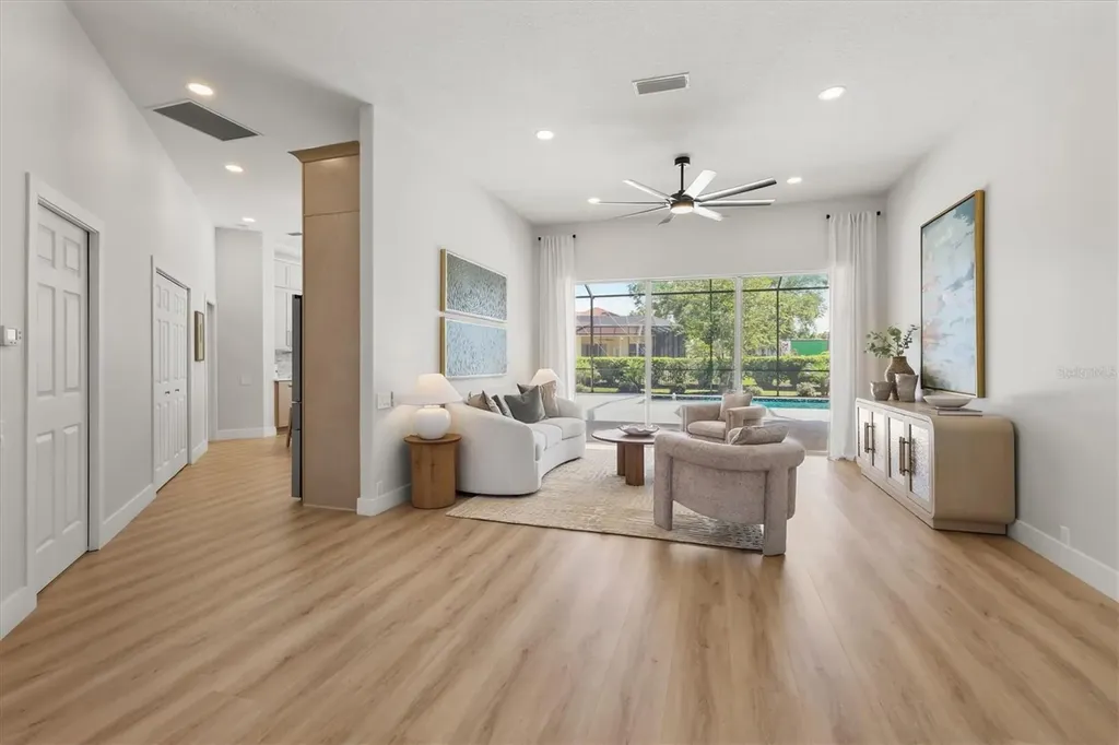 7128 Dornough Lane Bradenton FL 34202