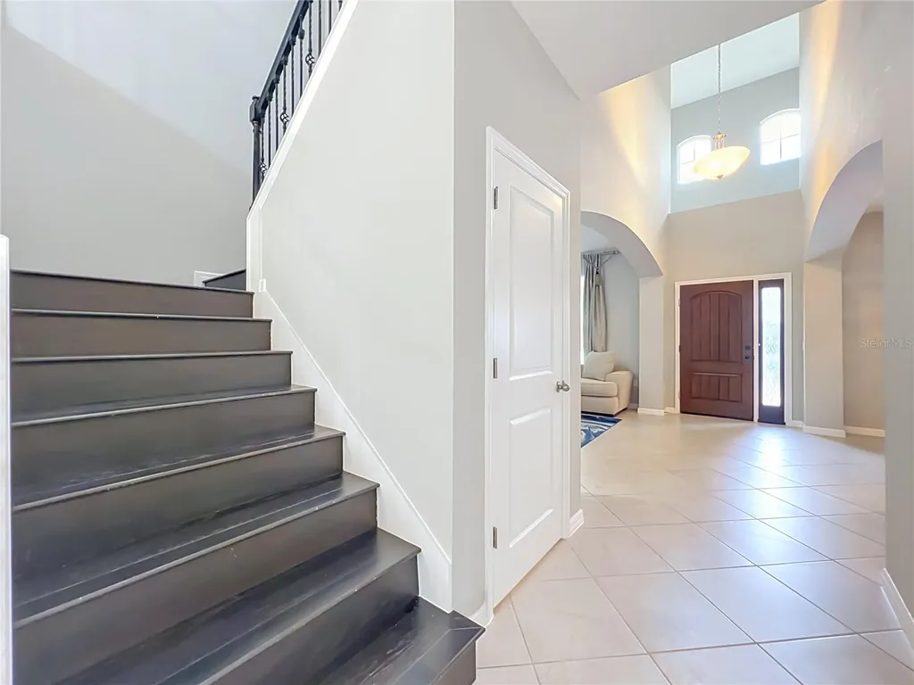 8316 Lookout Pointe Drive Windermere FL 34786