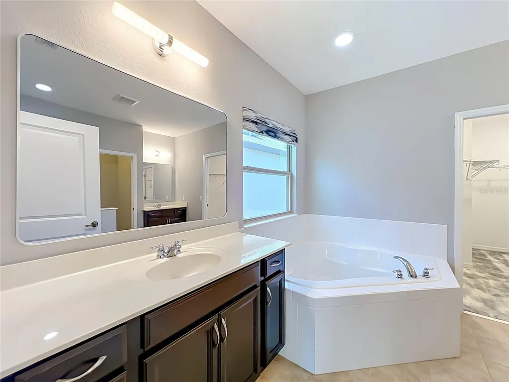 8316 Lookout Pointe Drive Windermere FL 34786