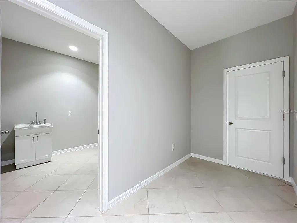8316 Lookout Pointe Drive Windermere FL 34786