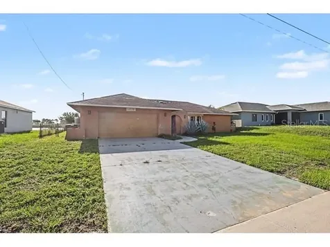 1219 NE 14th Place Cape Coral FL 33909