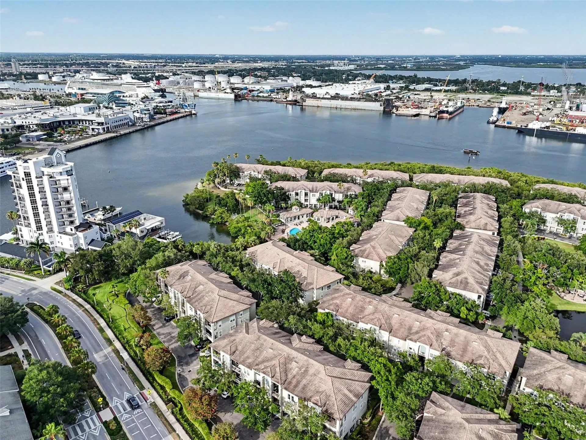 741 Mainsail Drive Tampa FL 33602