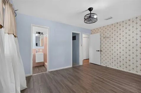 1321 NW 31st Drive Gainesville FL 32605