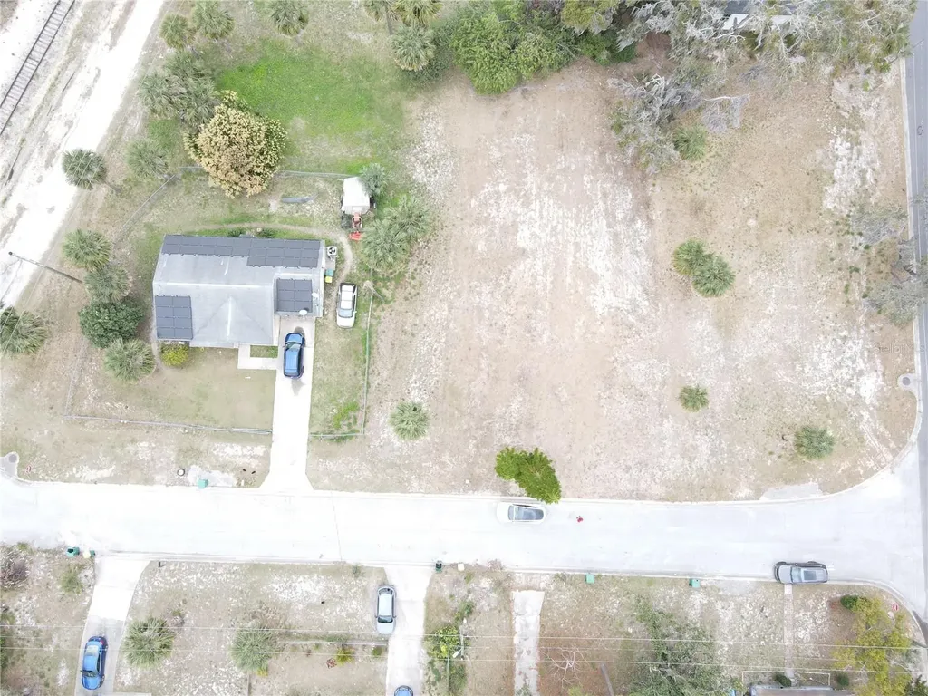 209 W Badger Avenue Eustis FL 32726