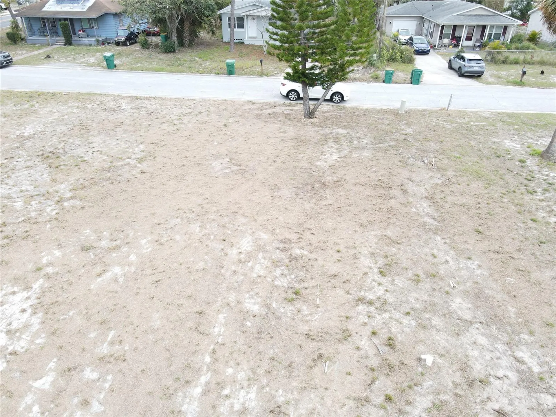 209 W Badger Avenue Eustis FL 32726