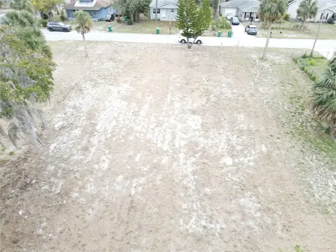 209 W Badger Avenue Eustis FL 32726