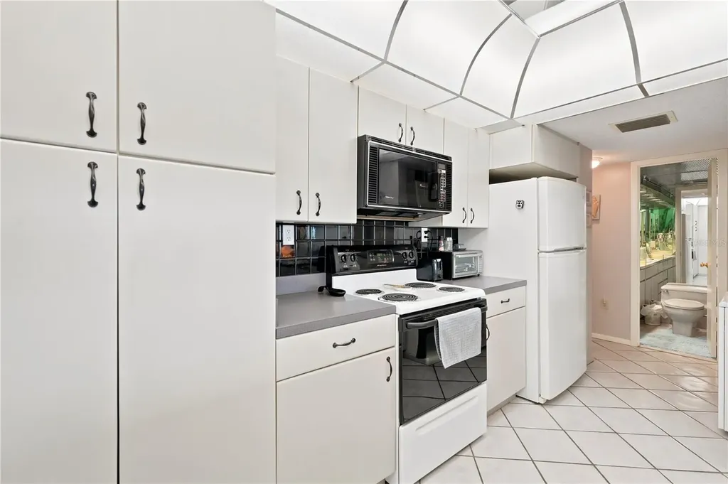 450 S Gulfview Boulevard Clearwater Beach FL 33767