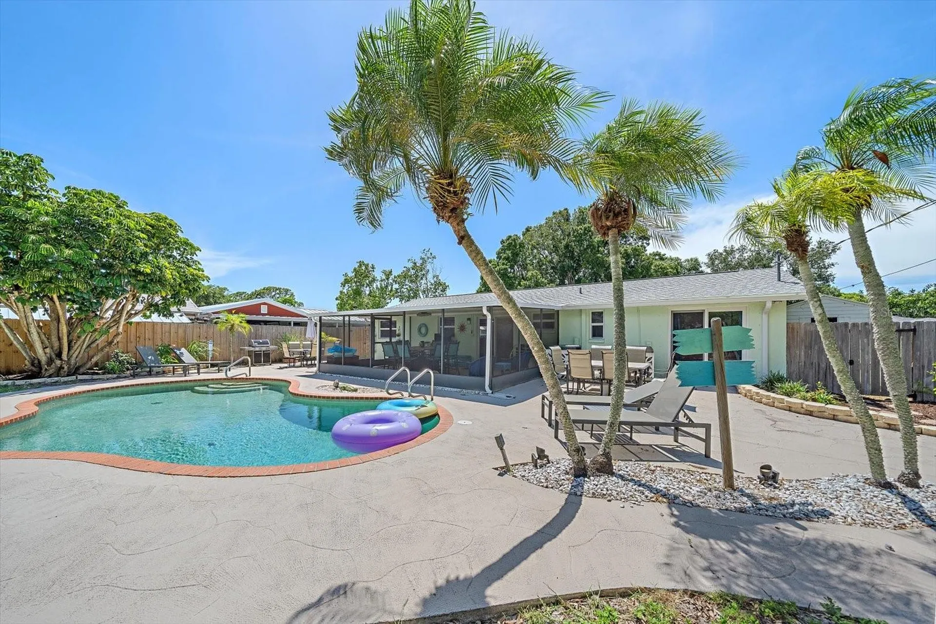 2923 Linwood Drive Sarasota FL 34232