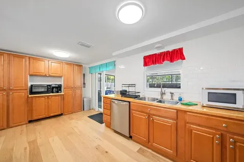2923 Linwood Drive Sarasota FL 34232