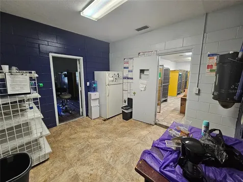 2515 W 25th Street Sanford FL 32771