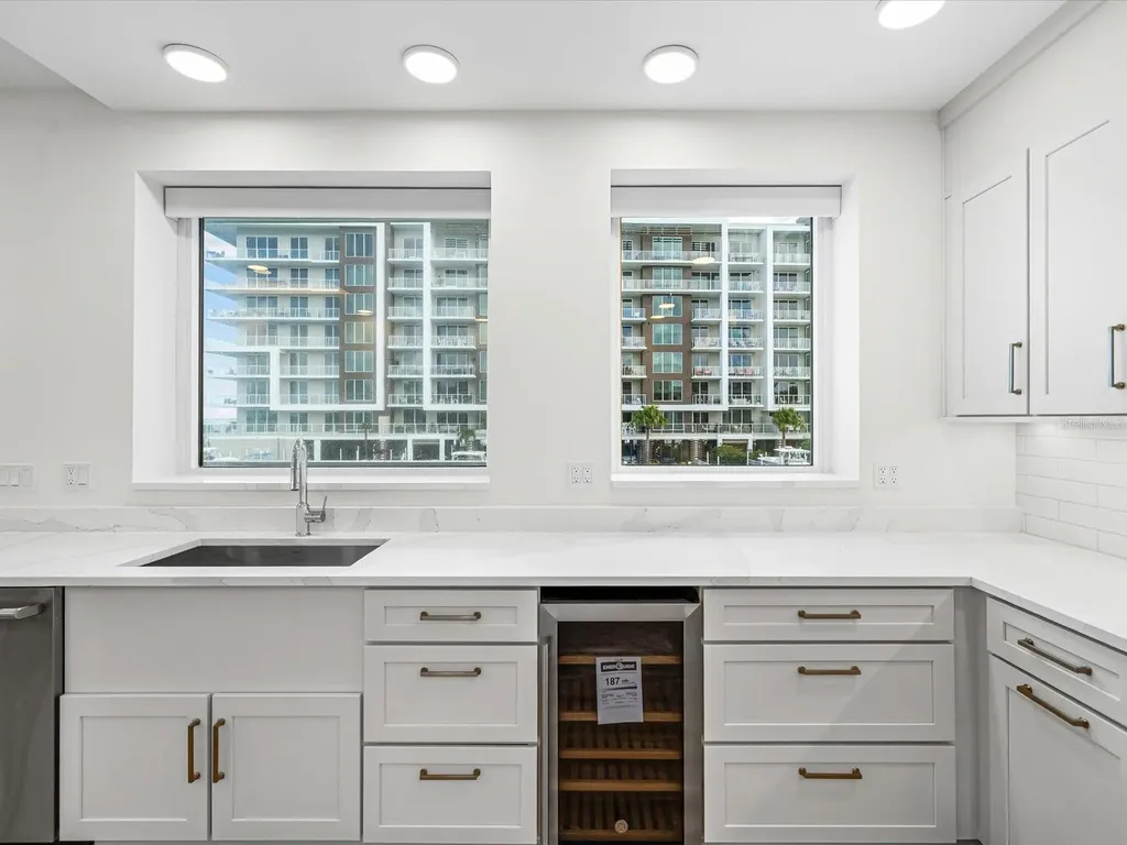 868 N Osceola Avenue Clearwater FL 33755