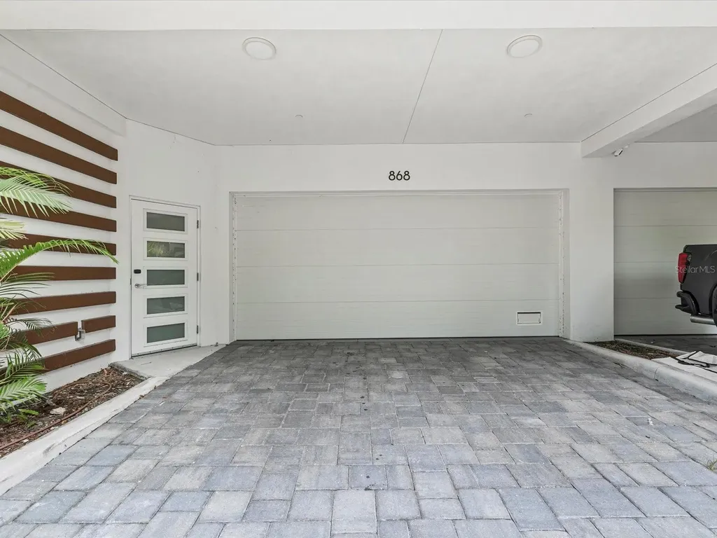 868 N Osceola Avenue Clearwater FL 33755