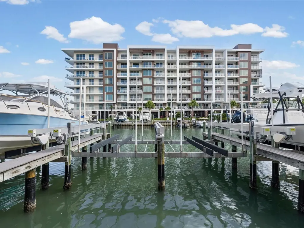 868 N Osceola Avenue Clearwater FL 33755