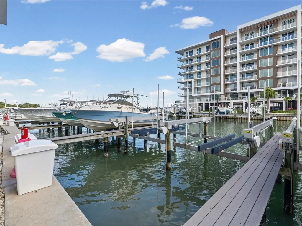 868 N Osceola Avenue Clearwater FL 33755