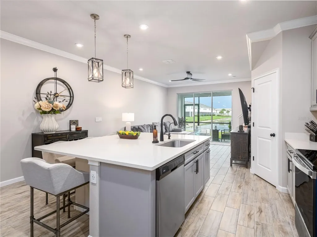 19319 Blue Pond Drive Lutz FL 33558