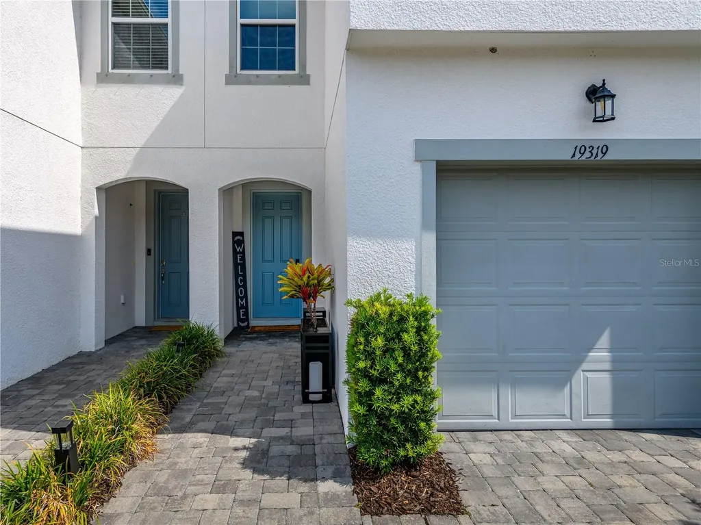 19319 Blue Pond Drive Lutz FL 33558