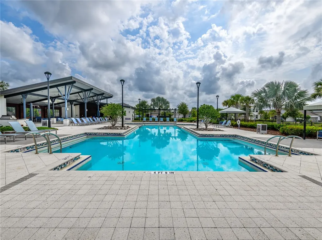 19319 Blue Pond Drive Lutz FL 33558