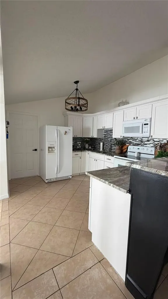 6713 Willow Spring Court Tampa FL 33615