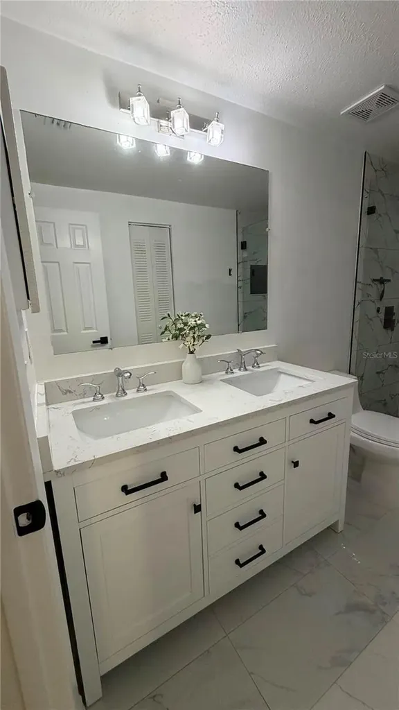 6713 Willow Spring Court Tampa FL 33615