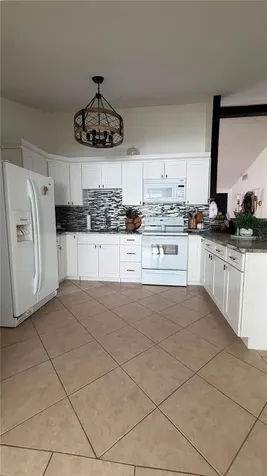 6713 Willow Spring Court Tampa FL 33615