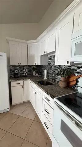 6713 Willow Spring Court Tampa FL 33615