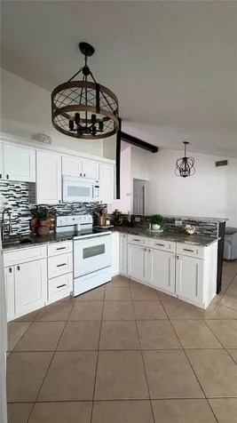 6713 Willow Spring Court Tampa FL 33615
