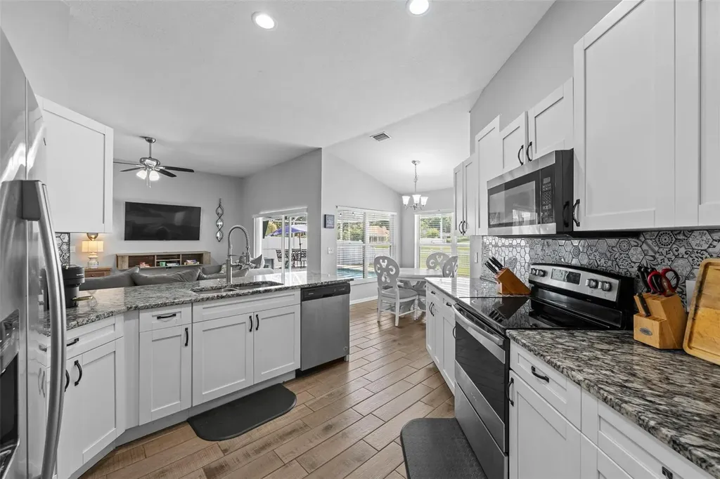 2410 Arborwood Drive Valrico FL 33596