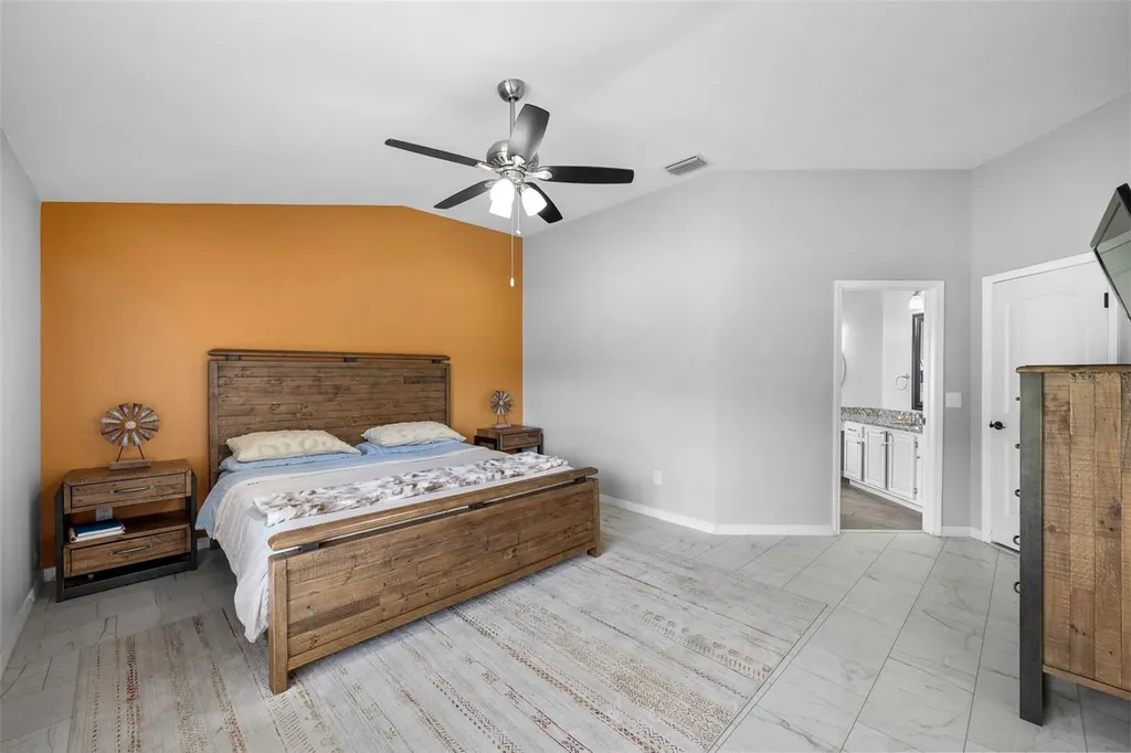 2410 Arborwood Drive Valrico FL 33596
