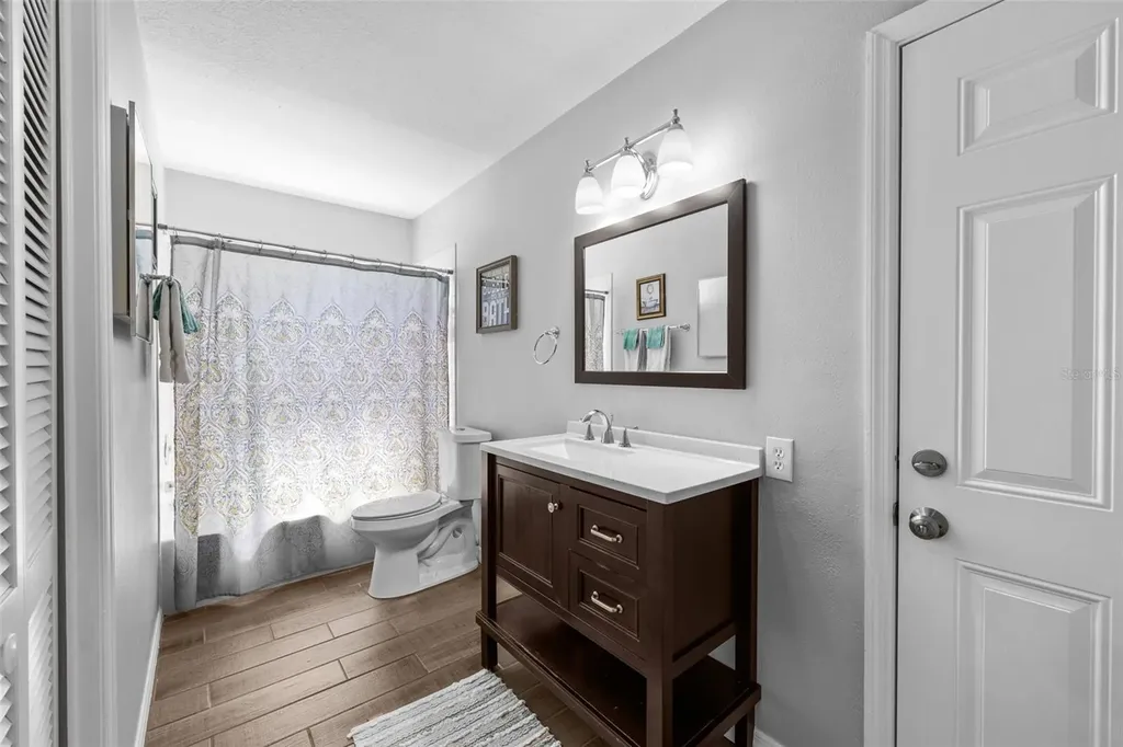 2410 Arborwood Drive Valrico FL 33596