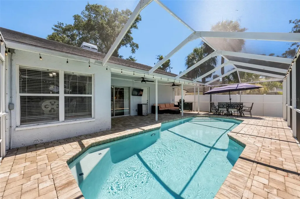 2410 Arborwood Drive Valrico FL 33596