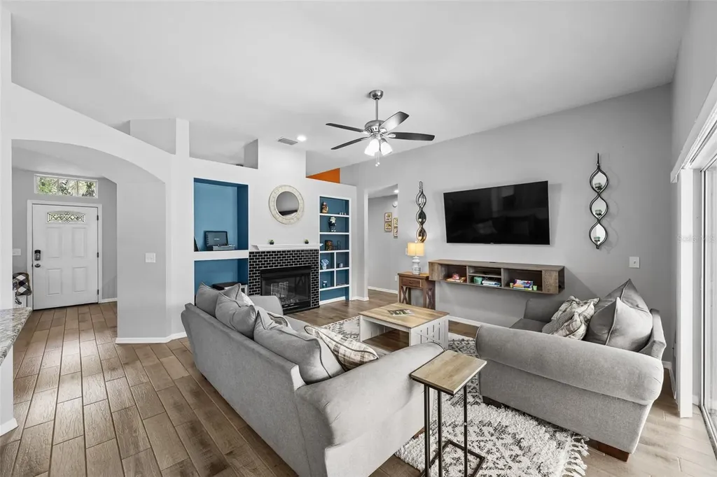 2410 Arborwood Drive Valrico FL 33596