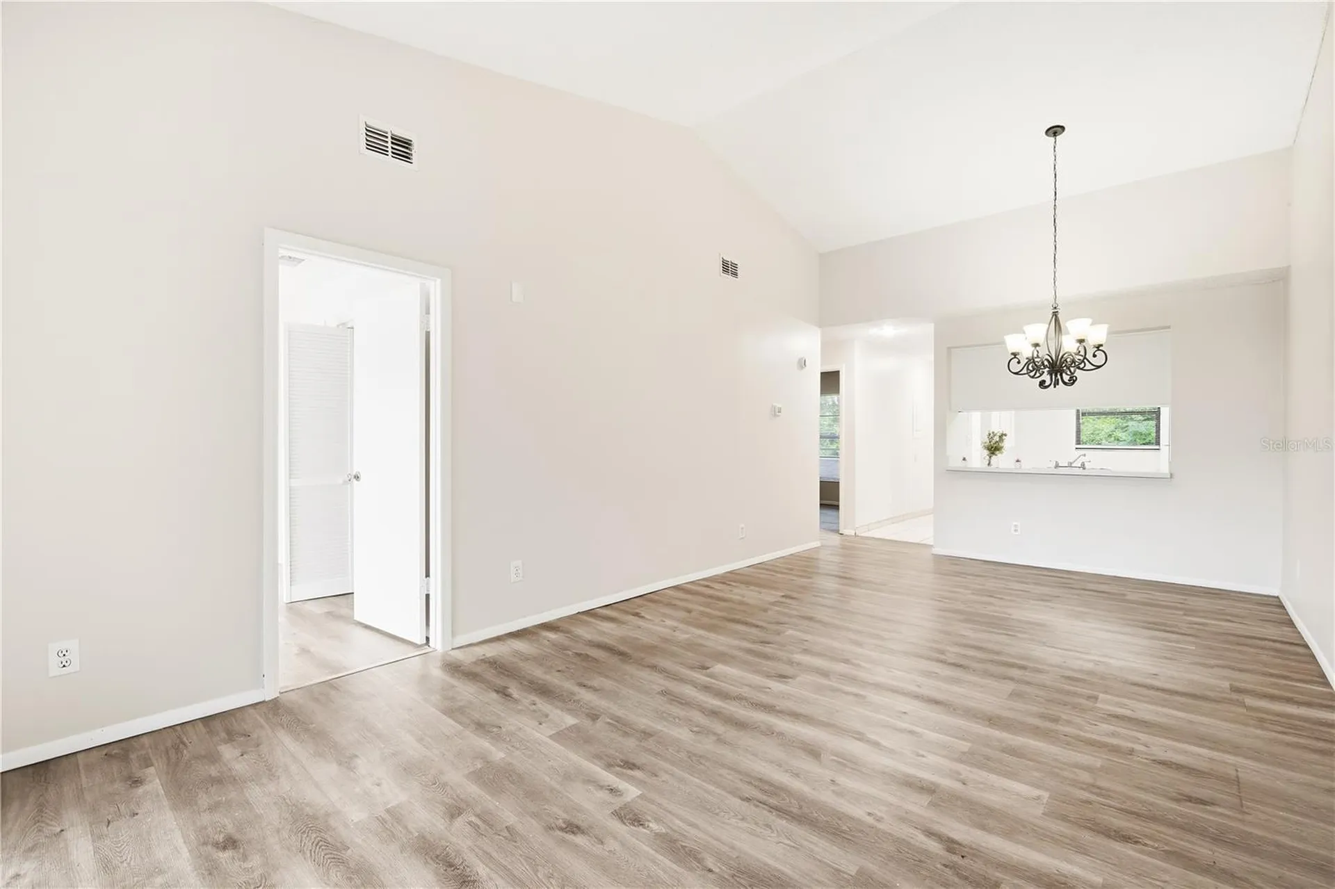 4991 Puritan Circle Tampa FL 33617