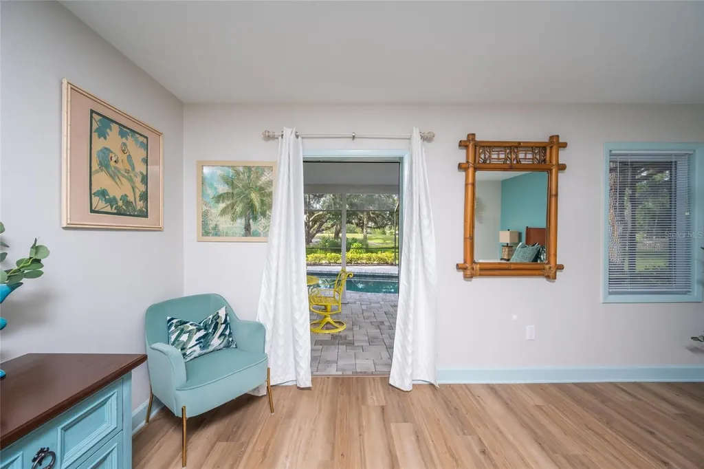 5005 Canterbury Drive Sarasota FL 34243