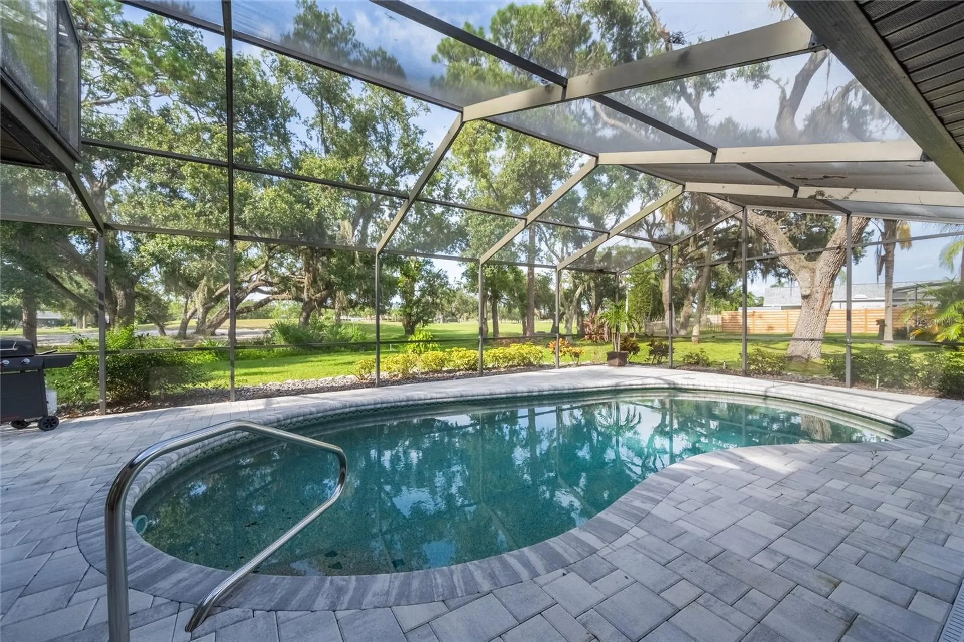 5005 Canterbury Drive Sarasota FL 34243