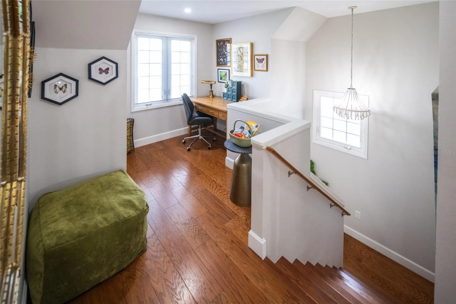 5005 Canterbury Drive Sarasota FL 34243