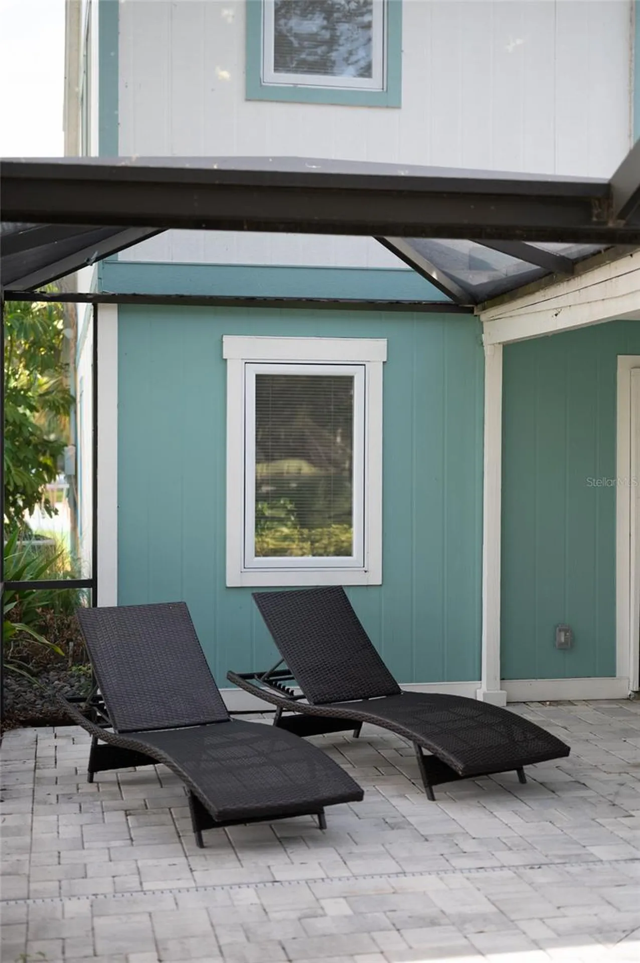 5005 Canterbury Drive Sarasota FL 34243