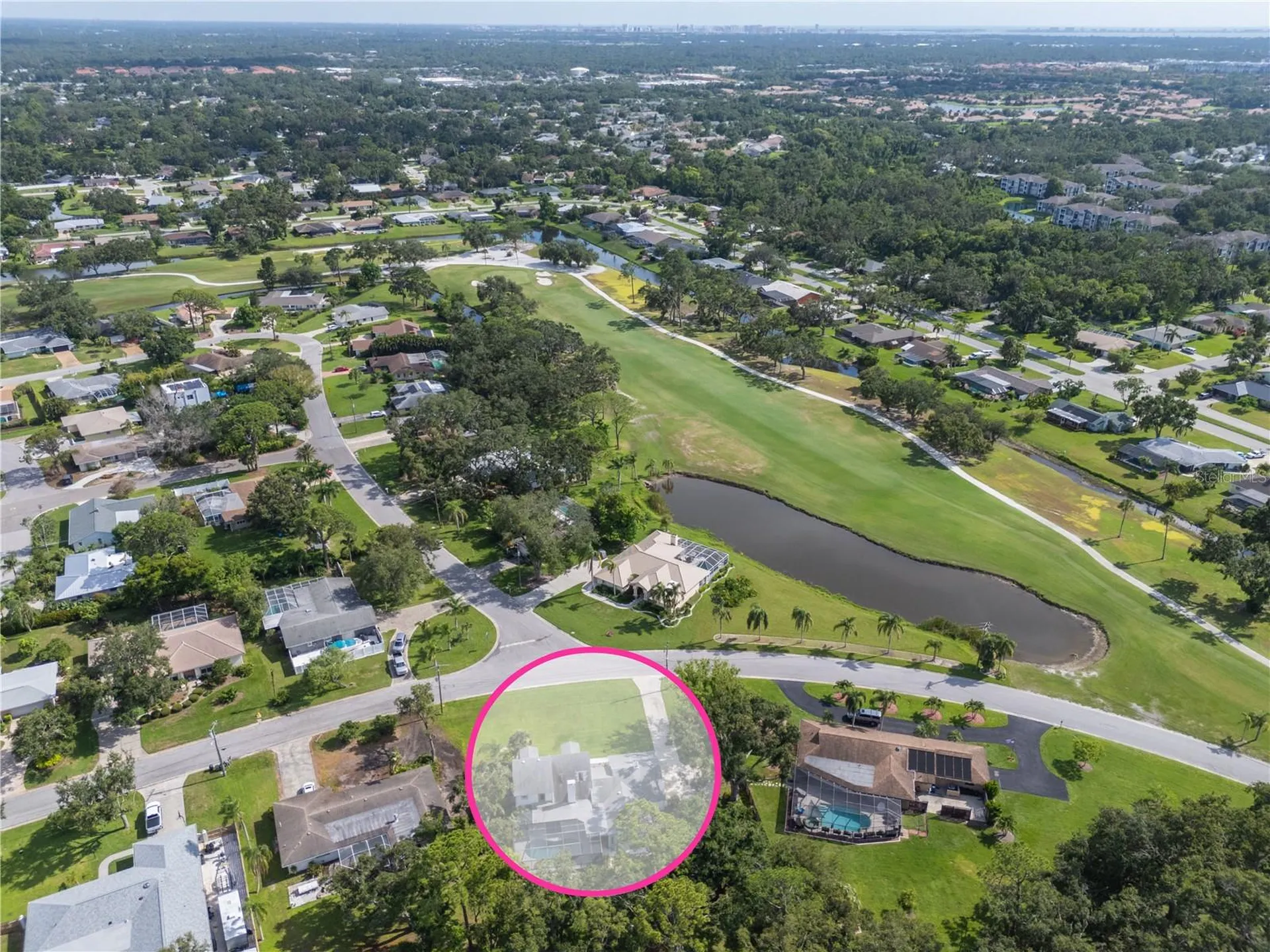 5005 Canterbury Drive Sarasota FL 34243
