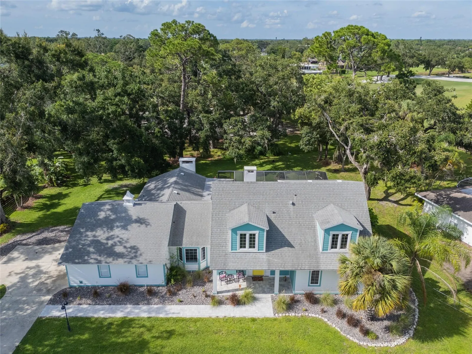 5005 Canterbury Drive Sarasota FL 34243