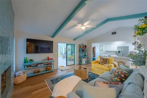 5005 Canterbury Drive Sarasota FL 34243
