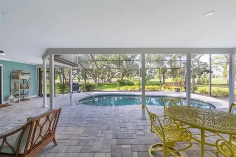 5005 Canterbury Drive Sarasota FL 34243