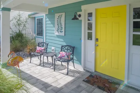 5005 Canterbury Drive Sarasota FL 34243